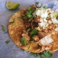 Isidro's Tamales Taqueria food