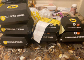 Buffalo Wild Wings food