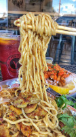 Y Tea Cafe: Boba, Fries, Crawfish food