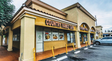 Country Family Cafe outside