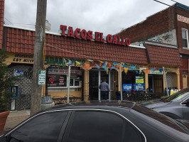 Tacos El Gallo food