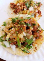 Tacos El Rancho food