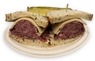 Tommy Pastrami New York Delicatessen food