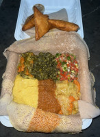 Ahadu Ethiopian Cuisine food