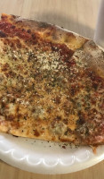 Pino's Pizzeria food