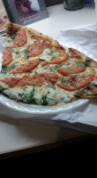 Pino's Pizzeria food