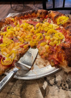 Shelly Pie Pizza and Restaurant food