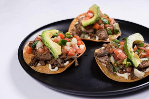 Taqueria Los Güeros food