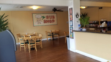 Sub Shop inside