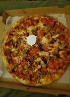 Straw Hat Pizza food