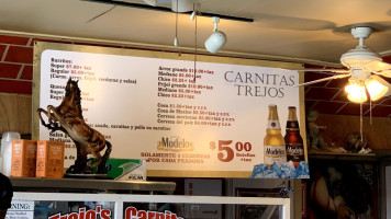 Trejos Carnitas food