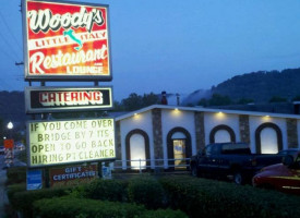 Woodys Little Italy Restaurants outside