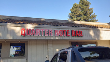 Quarter Note Grill outside