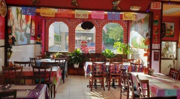 Los Carnales Mexican inside