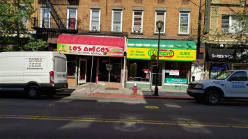 Los Amigos Llc outside