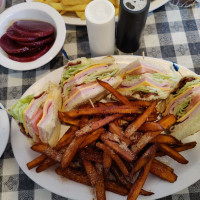 Homeplate Grill And Cafe outside