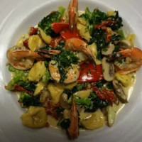 Lo Conte's Italian Cuisine food