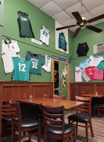 Hornets Nest Grille inside