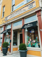 Main Street Coffee House outside