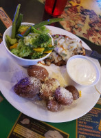 Mattingly's Sports Grill food