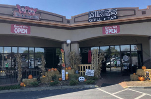 Mike's Grill Tap food