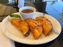 Adelita's Taquería, Restaurant Bar food