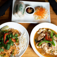 Basil Thai Cuisine Ballantyne food