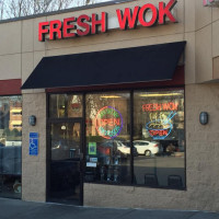 Fresh Wok outside