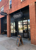 Vidalia outside