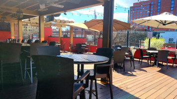 Maggie Spillane's Ale House And Rooftop inside