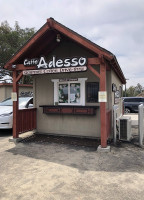 Caffé Adesso outside