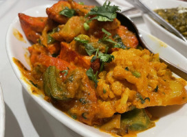 Haandi Indian Cuisine food