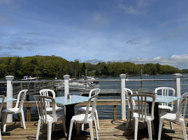 Bg's Boat House Marina inside