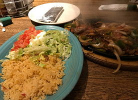 El Loro Mexican Grill food