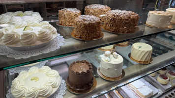 Gayle's Bakery Rosticceria food