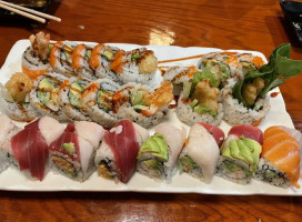 Akita Sushi And Hibachi food