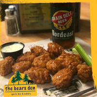 Bears Den Sports Eatery food