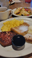 Huckleberry's Breakfast Lunch food