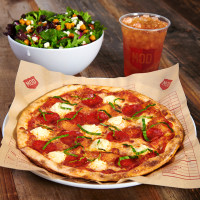 Mod Pizza food