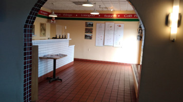 Carbone's Pizza inside