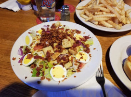 Howie's Sports Grill food