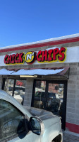 Chick N' Chips outside