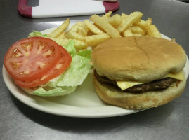 Coon Dog Inn food