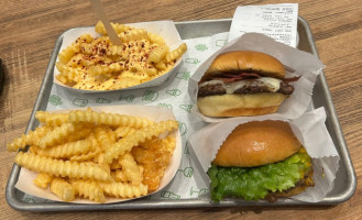 Shake Shack Dupont Circle food