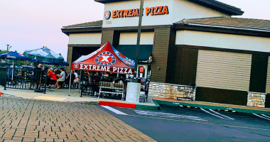 Extreme Pizza food