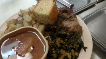 Poinsett Cafe food