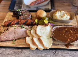 Graze Smokehouse food