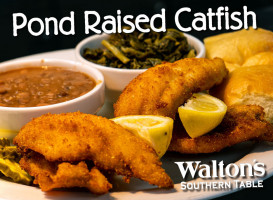 Walton's Southern Table food