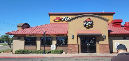 Pizza Hut food