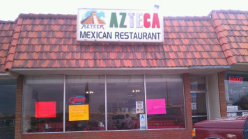 Azteca Mexican outside